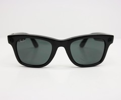 Ray-Ban Meta Wayfarer RW4006 Smart Sunglasses Green Lenses/Shiny Black