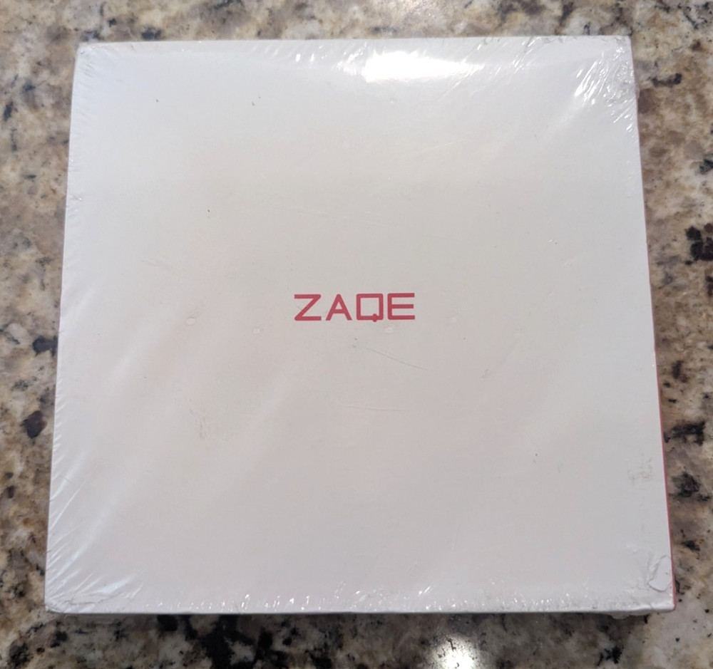 Zaqe 80GB MP3 Player with Bluetooth Lithium Polymer Battery Black