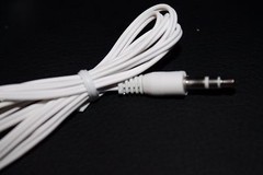 Pack of 3 Long 6′ Cable – 3.5mm White In-Ear Earbuds