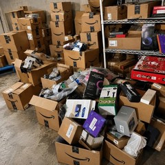 Amazon Liquidation Mystery Box – Mixed Electronics & Home Goods