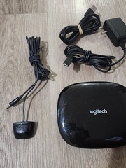 Logitech Harmony Elite Remote Control O-R0004 And Hub Set WORKS