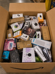 Amazon Wholesale Lot with Household Essentials Collection