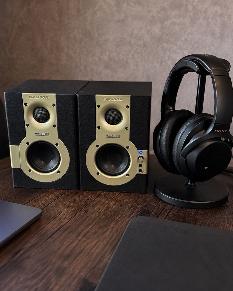 Samson MediaOne 3a Powered Studio Monitor Speakers Pair Desktop Audio ( Tested )
