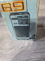 Vintage Magnavox 89 FM AM Pocket Radio NOS w Box Hong Kong New Unused