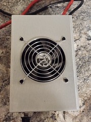 307 AMPS Linear amplifier . (2) 2SC2879C 💊 and cooling fan. SOLD AS PARTS.