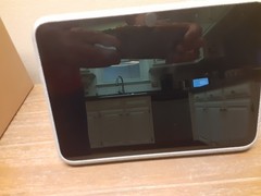 FACEBOOK PORTAL GO VIDEO CALLING 10″ SCREEN W/ BOX AND CHARGER