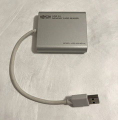 TrippLite USB 3.0 Memory Card Reader – Aluminum, U352-000-MD-AL, Great Condition