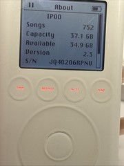 Apple iPod Classic 3rd Generation A1040 40GB Music Player Tested Works READ