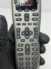 Logitech Harmony 650 All-in-One Universal Remote Control (Tested) P23