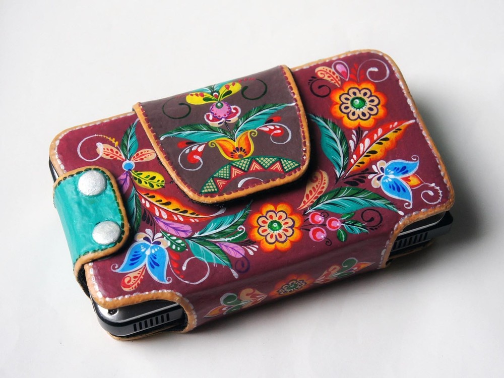 Cowon A2 A3 painted case. Stylized as Uftyuga painted.