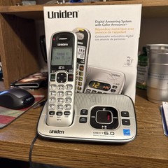 Uniden Digital Answering System Cordless Phone Handset Caller Announce Amplified