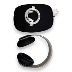 Beats Studio Pro Wireless Bluetooth Noise Cancelling Headphones Black/Gold