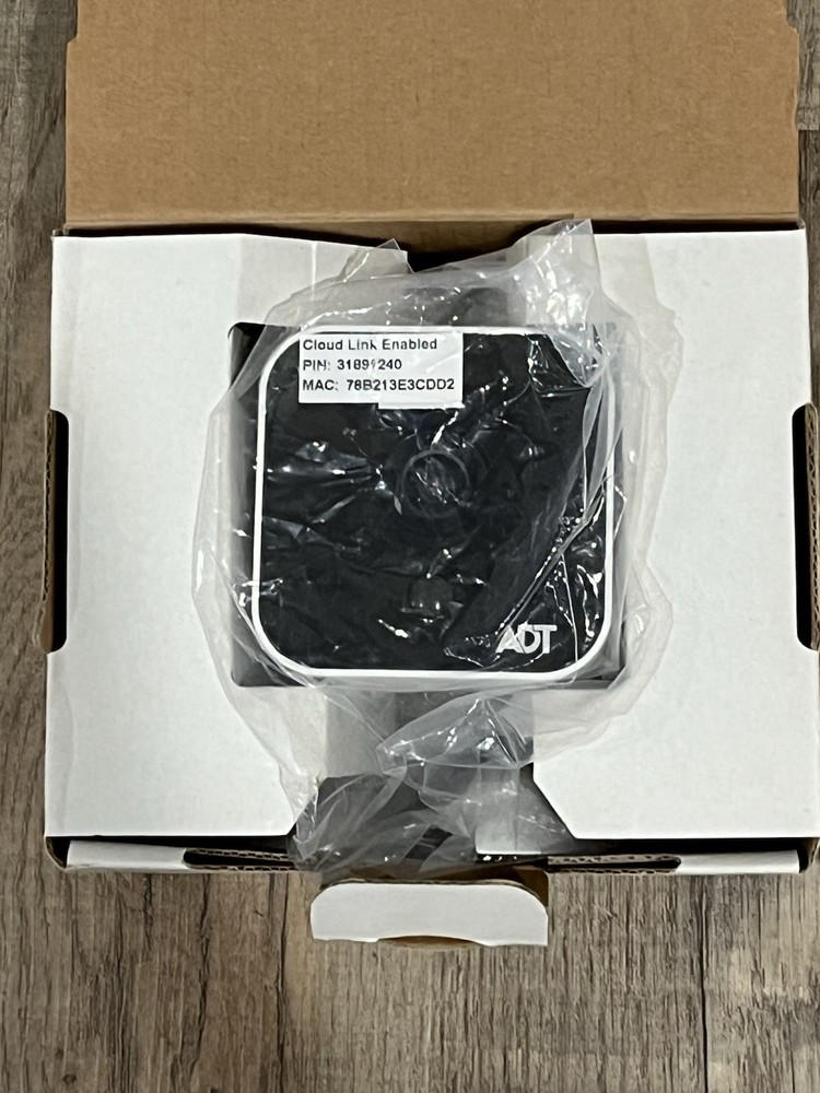 ADT Pulse OC835-v3 Wireless Outdoor Security Camera – NEW