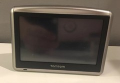TomTom ONE XL Portable Car 4.3″ LCD GPS System w/Adaptor & Carry Case Bundle