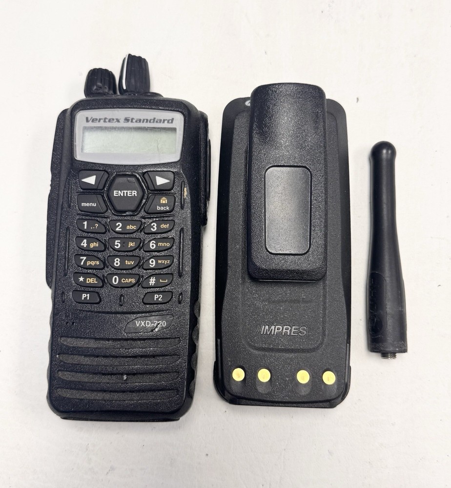 Vertex Standard Digital UHF Radio VXD-720 VXD-720-G6B-4 w/Battery