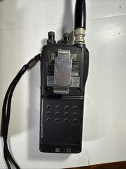 Icom IC-W32A Vintage Ham Radio Handheld FM Transceiver and case
