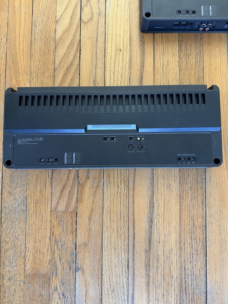 JL Audio RD1500/1 1500W Class-D Monoblock Subwoofer Amplifier