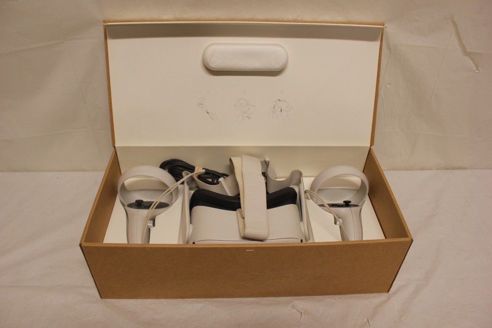 Meta Oculus Quest 2 128GB VR Headset – White in Box B2