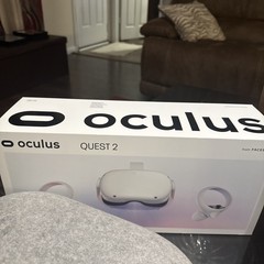 Oculus Quest 2 64GB VR Headset + Elite Strap with battery and carrying case
