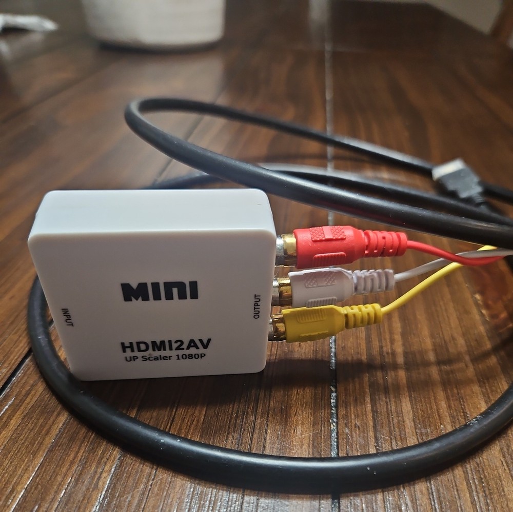 HDMI2AV Mini Converter HDMI to AV Adapter HDMI to RCA 1080P HD Video Audio