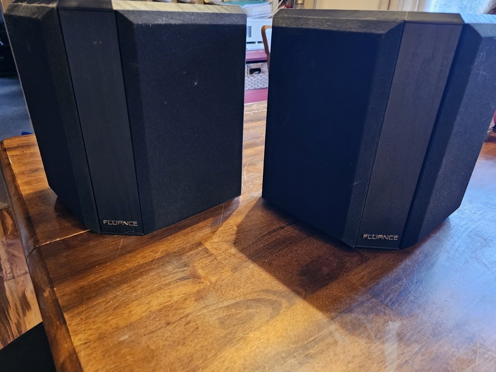 Fluance Elite 2-Way Bipolar Surround Speakers – Black Ash/Pair (SXBP2) Used