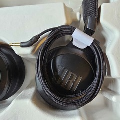 JBL LIVE675NC Wireless on-ear Headphones 65 HR – Open Box