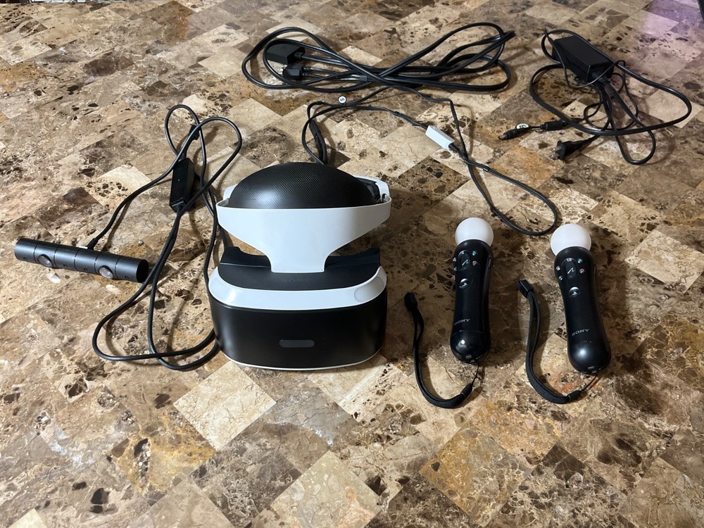 Sony PlayStation PSVR Bundle w/ Camera & 2 Move Motion Controller Untested