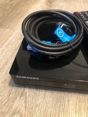 Samsung BD-FM57C Smart Curved Blu-ray DVD Player Wi-Fi Streaming HDMI w/ Remote
