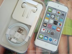 Apple iPod touch 5th Generation Silver (32 GB) Dual Cameras – 90 Days Warranty