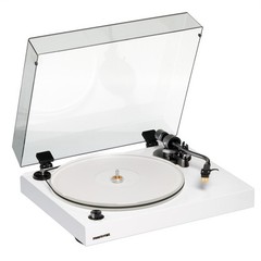 Fluance RT85N Vinyl Turntable, PA10 Preamp, Ai41 Powered 5″ Bookshelf Speakers