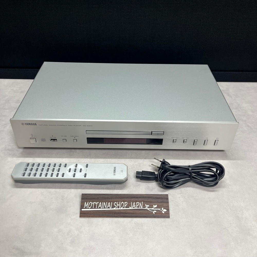 YAMAHA CD-S300 CD Player CD-R/RW/MP3/WMA Audio Silver w/Remote Work Tested Good!