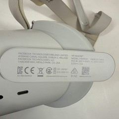 Oculus Quest 2 256GB Standalone All-in-One VR Headset KW49CM READ