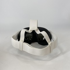 Meta Quest 3 VR Headset 512GB w/ Charger/Regular Strap/Controllers – Very Good