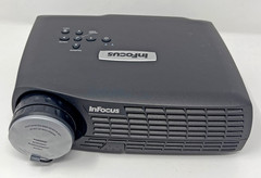 InFocus LP70+ IN10 Mobile DLP Video Projector with Cables 113 Lamp Hours Used