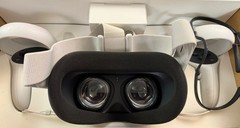 128GB Boxed Meta Quest 2 VR Headset – Excellent Condition w Controllers + Extras