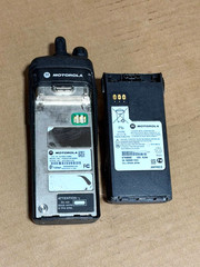 MOTOROLA XTS2500 Model II UHF 450-520Mhz Radio H46SDF9PW6BN No Antenna