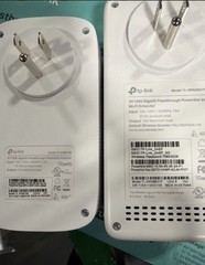 tp-link TL-WPA8631P KIT Passthrough Powerline Wi-Fi Extender AV1300 AC1200
