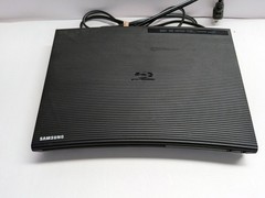 Samsung BD-JM51 Smart Curved Blu-ray DVD Player Wi-Fi Streaming HDMI w Remote