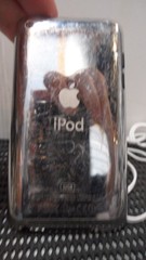 Apple iPod Touch 4th Generation 32GB – Black 1100+ Hip Hop RAP