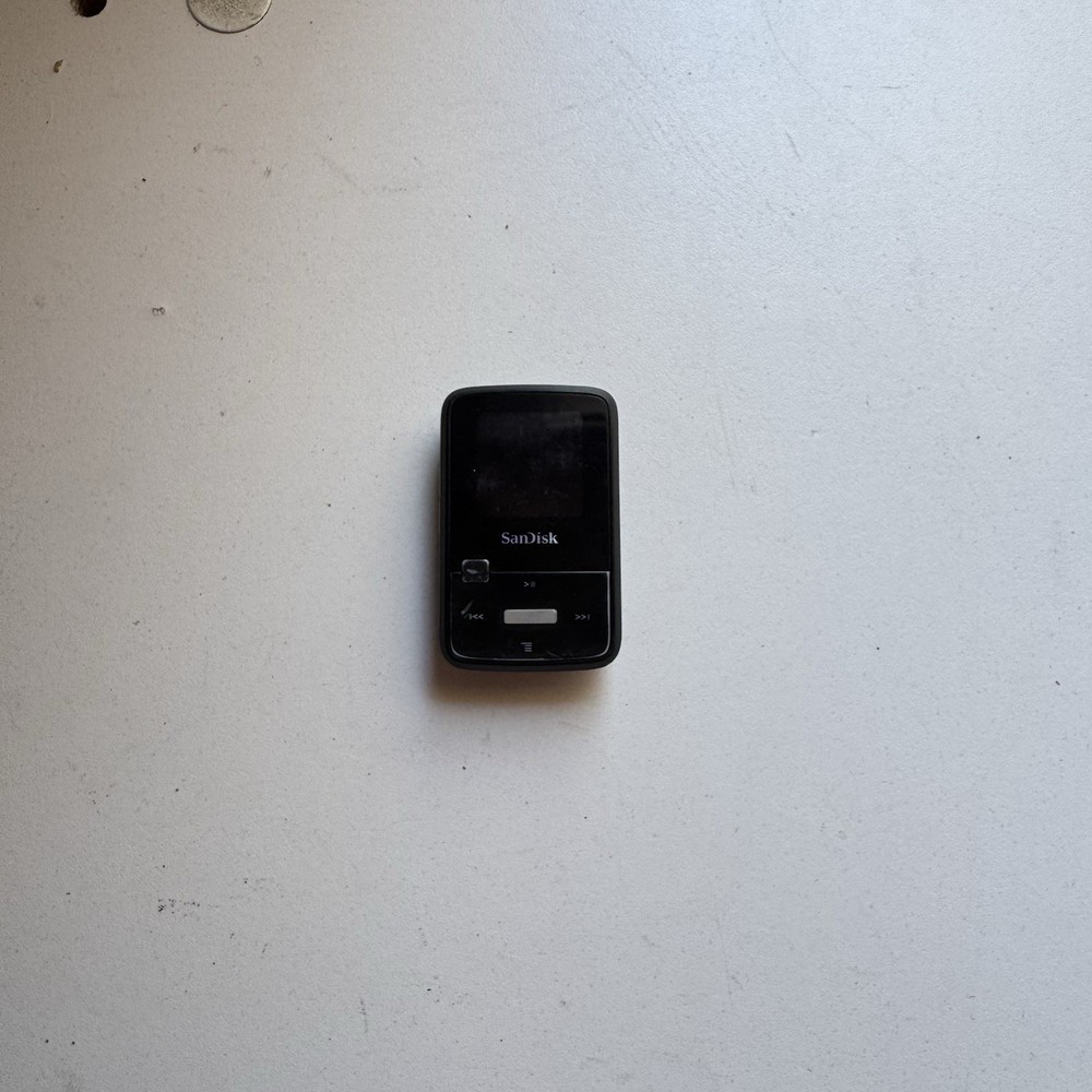 SanDisk Sansa Clip Zip Black 4GB MP3 Player FM Radio Tested