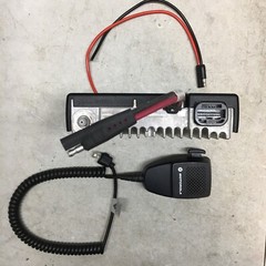 Motorola CM300D AAM01QPH9JA1AN UHF 403-470 MHz 99ch 40 Watt Digital mobile radio