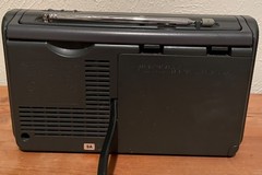 Sony ICF-38 Portable AM/FM 2 Band Radio TESTED AC or Battery VGC SHIPS FAST!