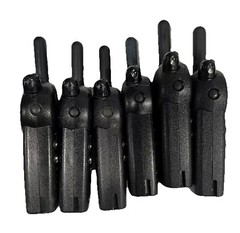 Motorola CLS1110 UHF Radios Walkie Talkies with 6 pocket Multi-Unit Charger