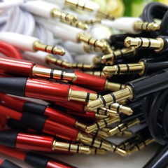 100x Lot Wholesale 3.5mm AUX AUXILIARY Cable Cord Male Stereo Audio iPod CAR 50x