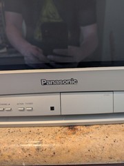 Panasonic Tau CT-20SL14J 20″ CRT TV Flat Screen Retro Gaming A/V Component Input