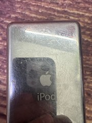 Apple iPod Classic 3rd Generation White 15GB A1040 Parts Only (No Power) As Is