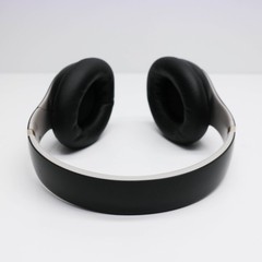 Beats Studio Pro Wireless Over-the-Ear Headphones Black Gold MC2N4LL/A READ