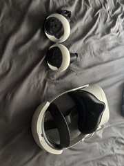 Oculus Quest 2 64GB VR System with premium add ons – used – excellent condition