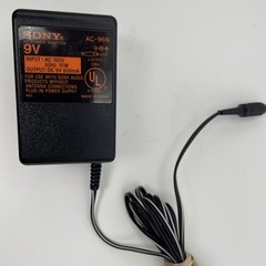 Original Sony 10W AC Power Adapter AC-96ND Charger 9V 600mA AC-96N