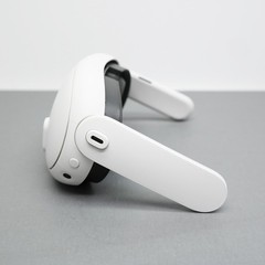 Meta Quest 3 128GB VR Headset Only – White READ